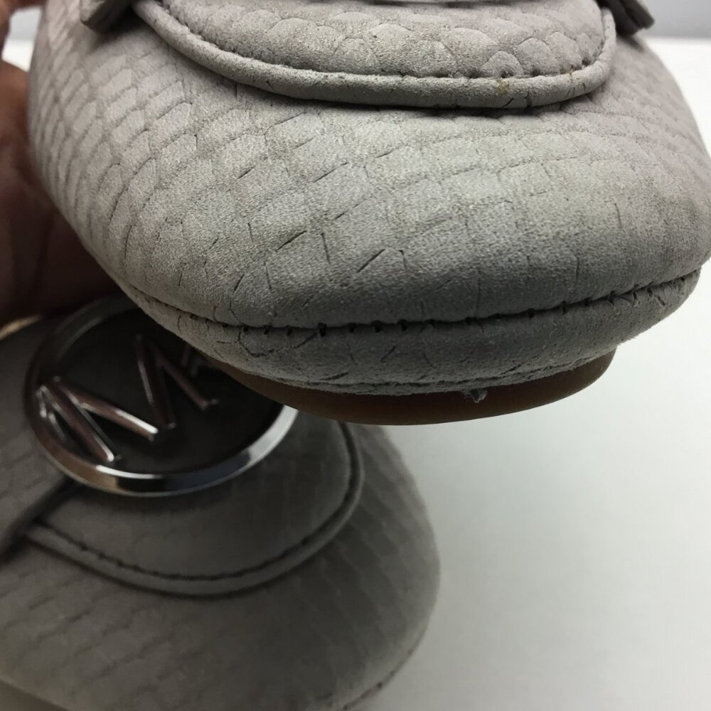 Michael Kors Lilac Loafers with Silver Logo Size 8‎ - Picture 5 of 9